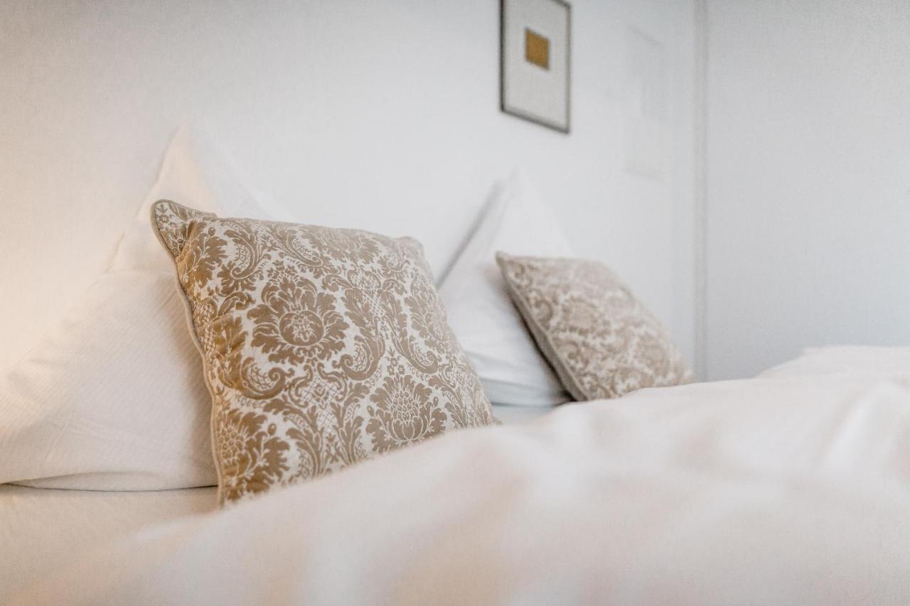 Residenz Weingut Schloss Reinhartshausen Bed & Breakfast Eltville am Rhein Eksteriør bilde